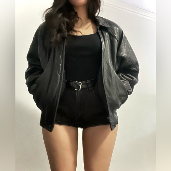 *SOLD* Danier Leather Jacket Bomber Style - Picture 1 of 5